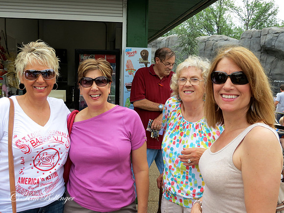 My mom's sister Gladys and her girls, Gayle, Debby & Faith